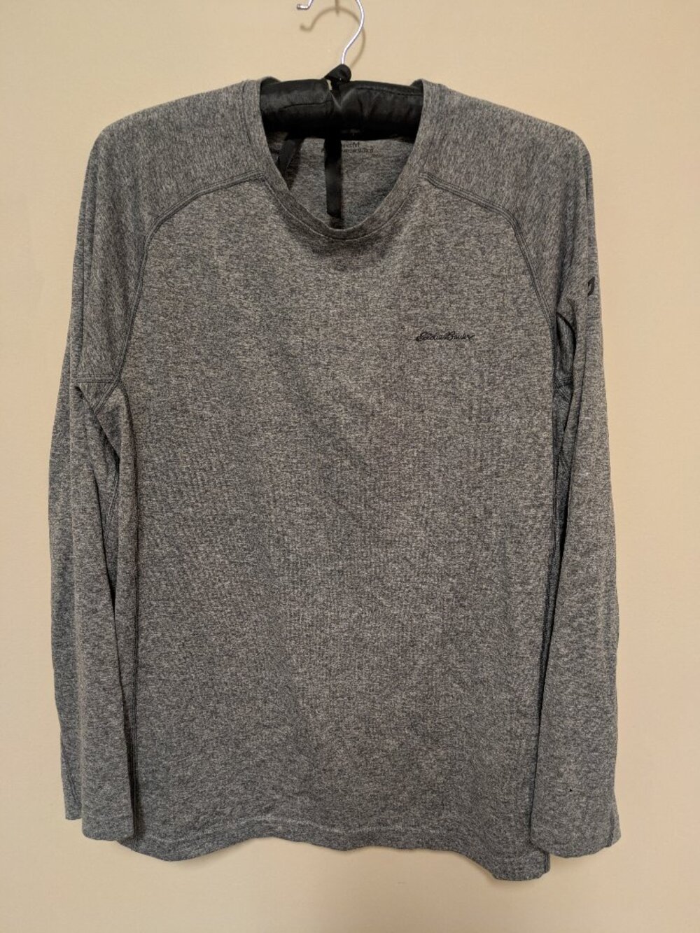 gray long sleeve eddie bauer men's medium shirt